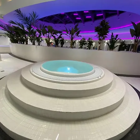 Διαμέρισμα Hanza Tower - Pool And Spa, No 601 Στσέτσιν