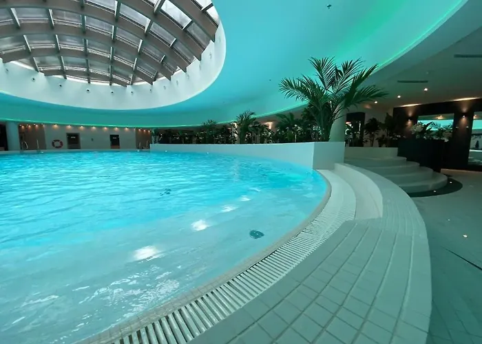 Hanza Tower - Pool And Spa, No 601 * Szczecin