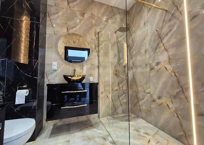 Hanza Tower - Pool And Spa, No 601 Apartament